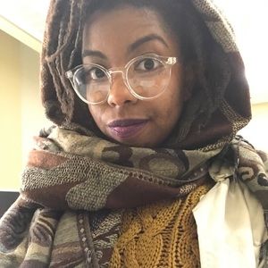 Meet your Posher, M